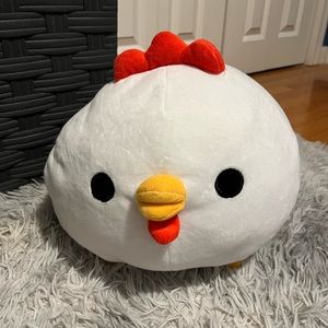 ROUND1 Chicken Plush